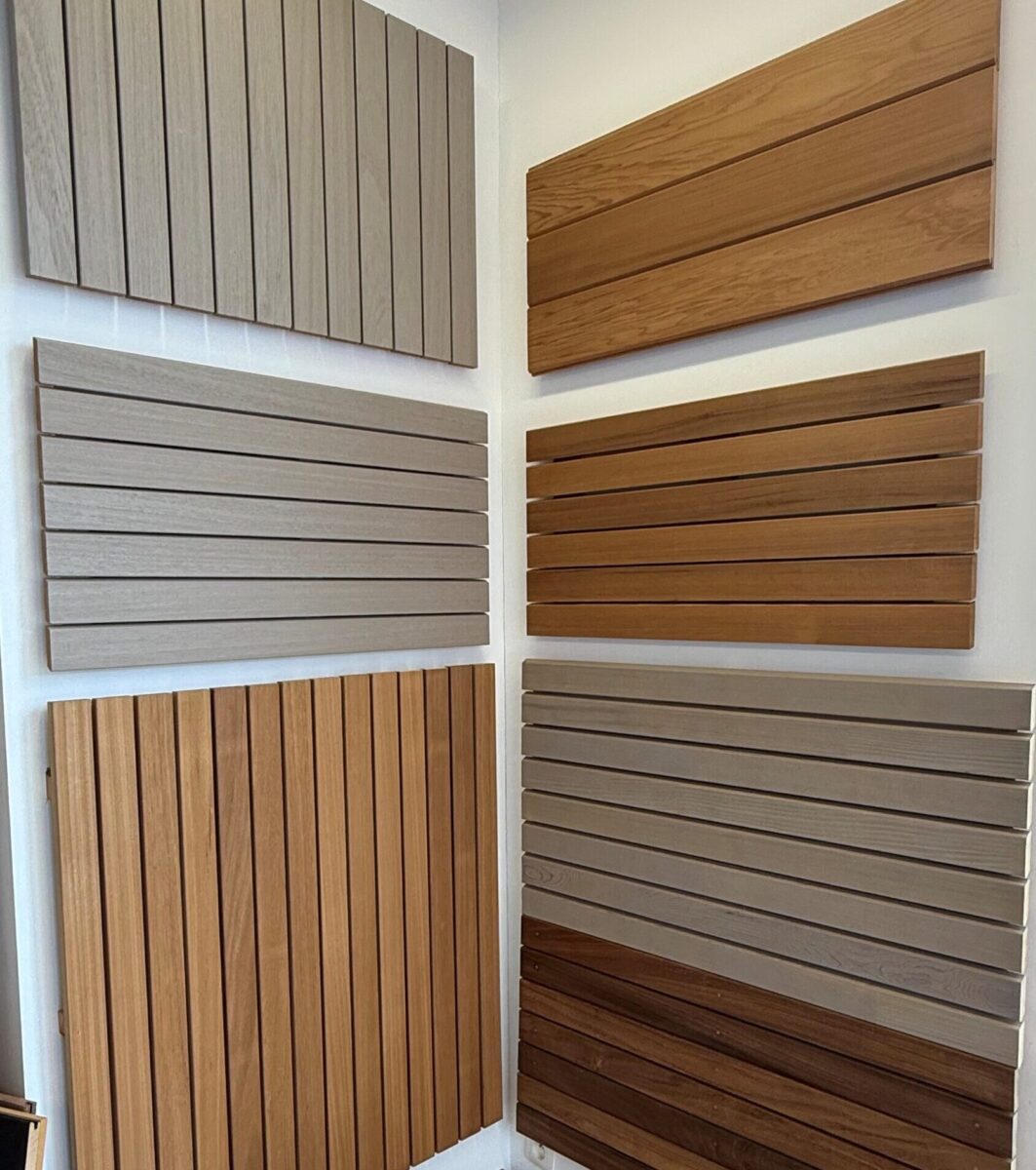 Lance-Showroom-innen-Fassade-2-Zedern-Ayous-Padouk